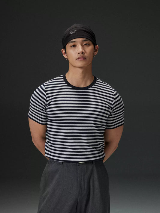 STRIPED TRAINING SHORT SLEEVE TOP